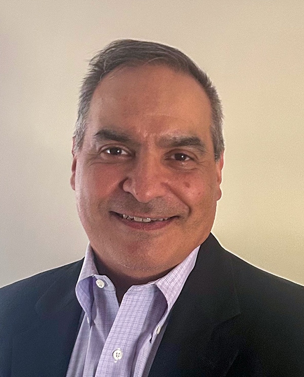 Peter DiCarlo headshot